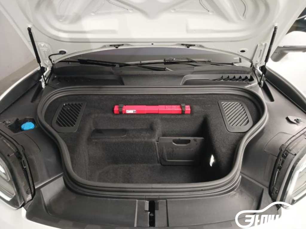 Porsche Macan Macan EV 4S thumbnail 19