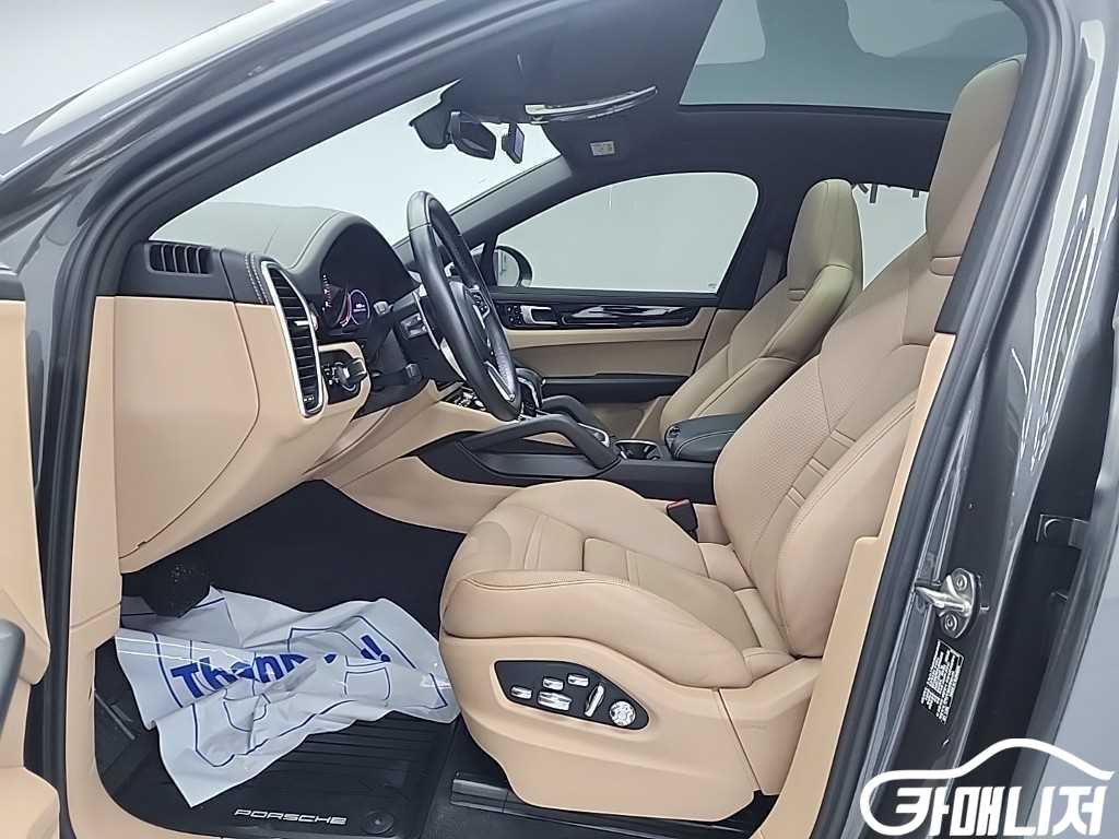 Porsche Cayenne 3.0 Coupe thumbnail 10