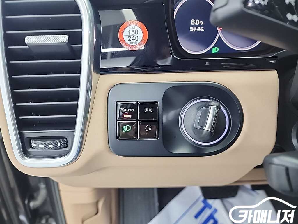 Porsche Cayenne 3.0 Coupe thumbnail 17