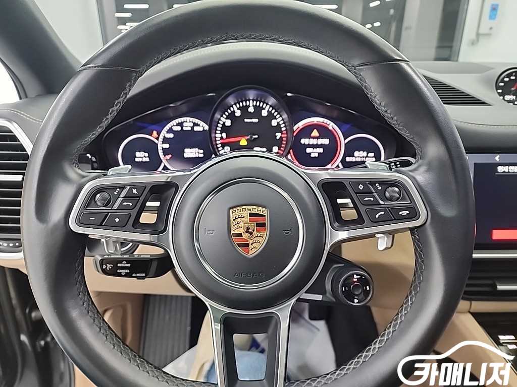 Porsche Cayenne 3.0 Coupe thumbnail 8