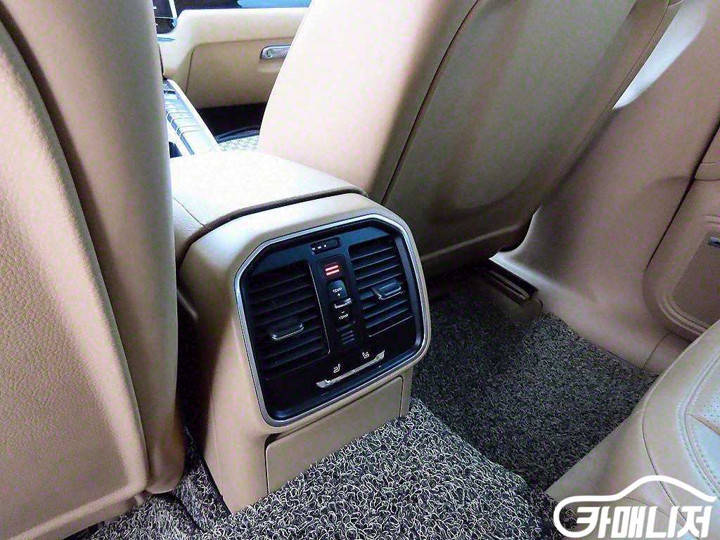 Porsche Macan Diesel 3.0 S thumbnail 15