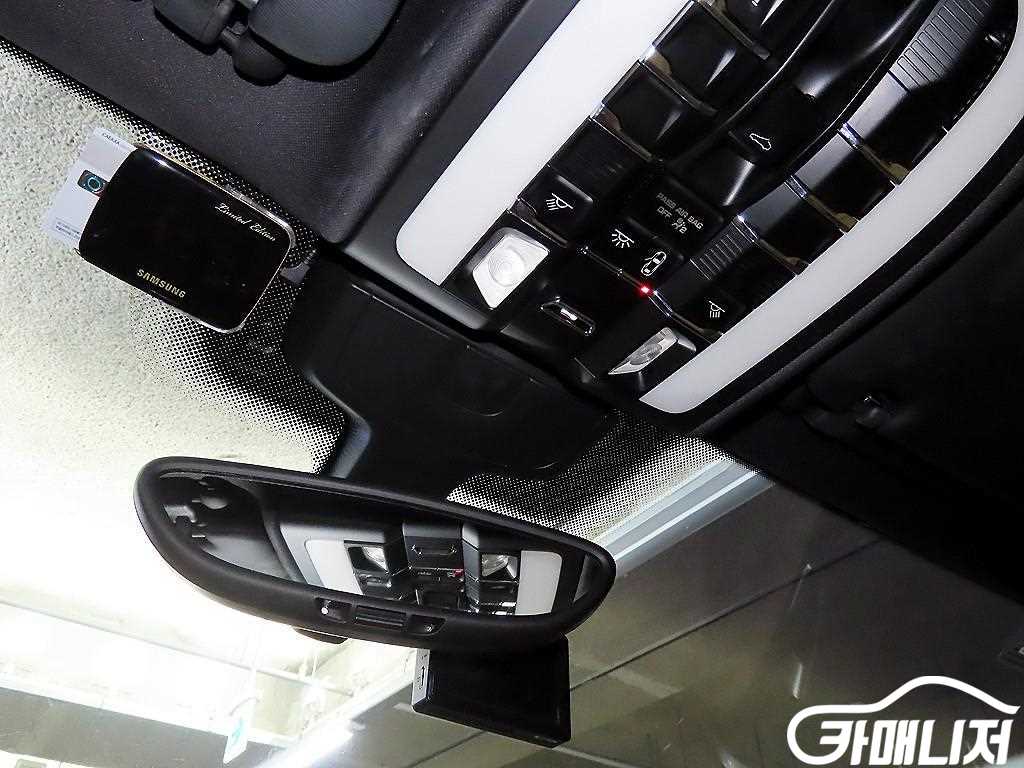 Porsche Cayenne 3.0 thumbnail 13