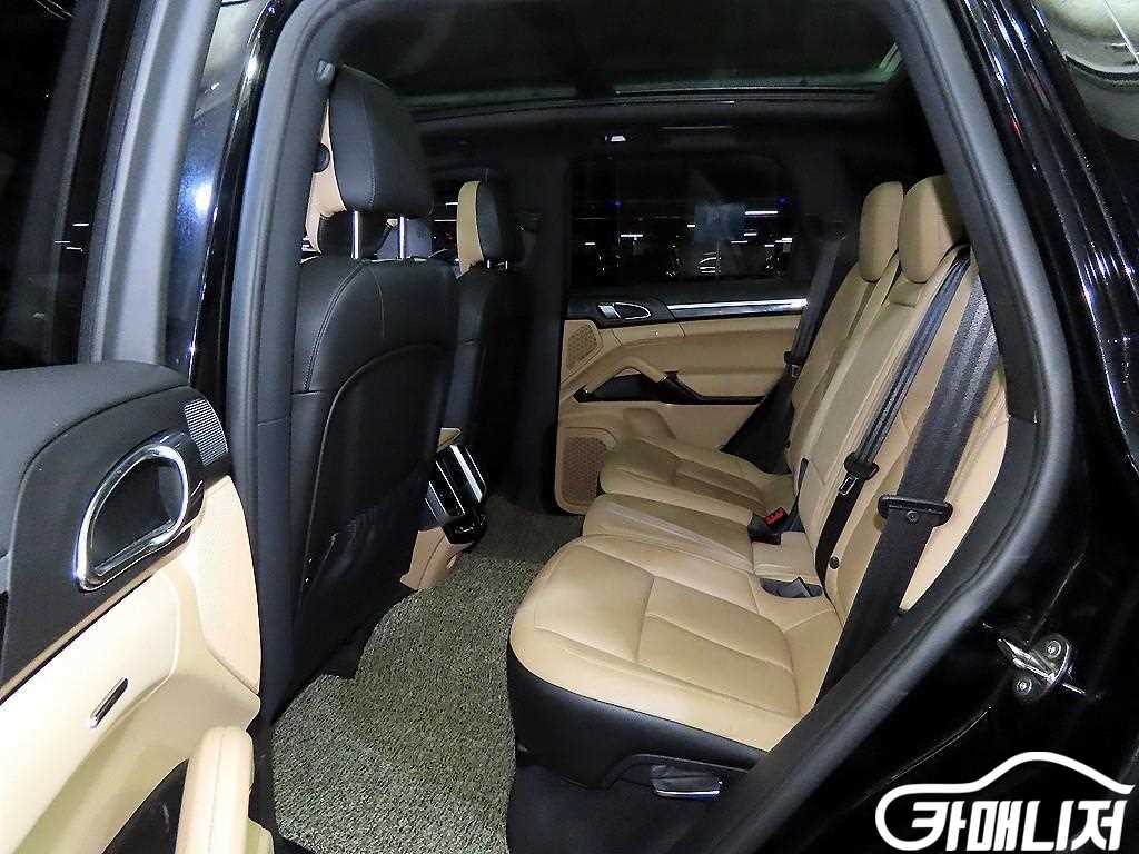 Porsche Cayenne 3.0 thumbnail 7