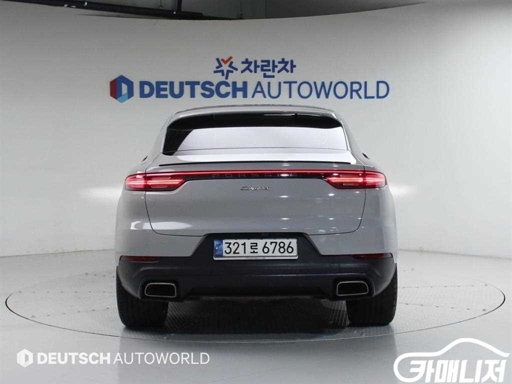 Porsche Cayenne 3.0 Coupe thumbnail 4