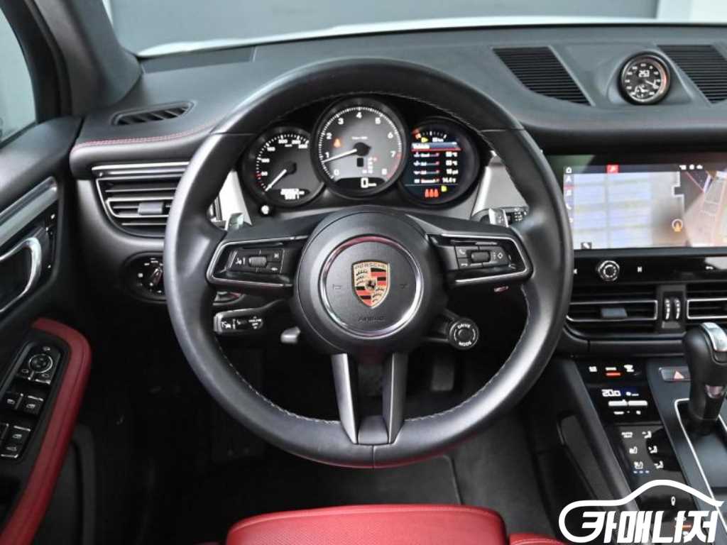 Porsche Macan Gasoline 2.9 S thumbnail 13