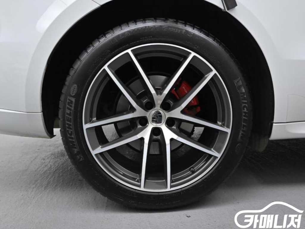 Porsche Macan Gasoline 2.9 S thumbnail 5
