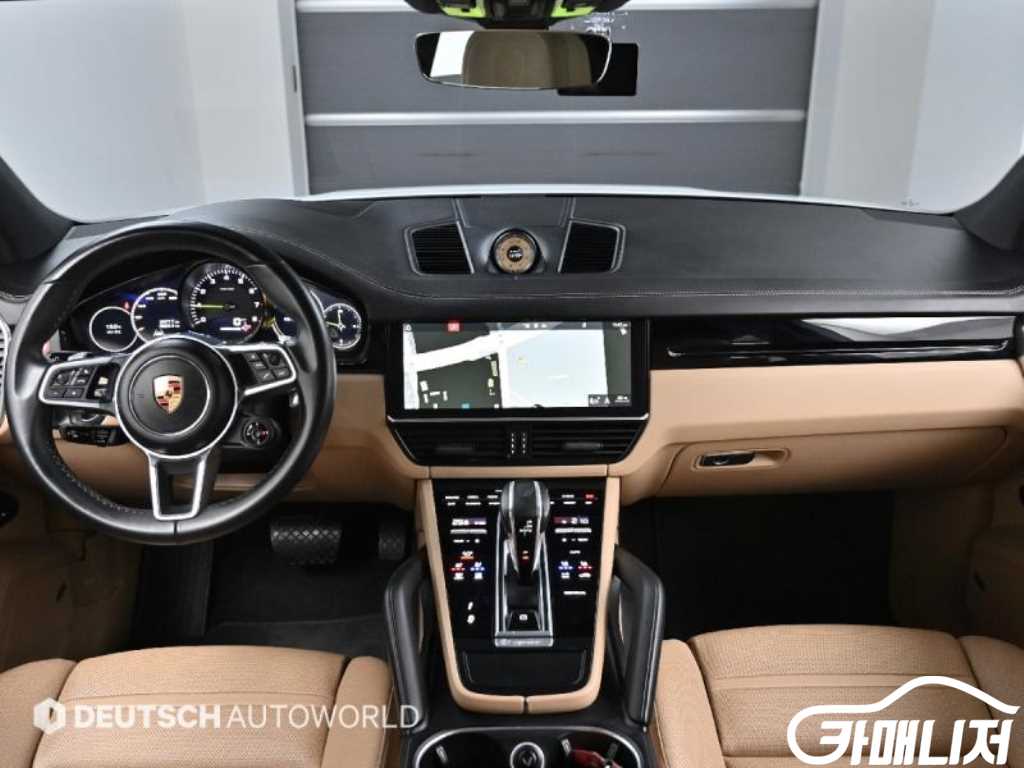 Porsche Cayenne 3.0 E-Hybrid thumbnail 7
