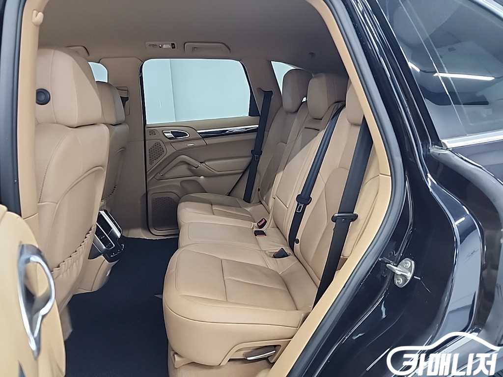 Porsche Cayenne 3.0 thumbnail 12