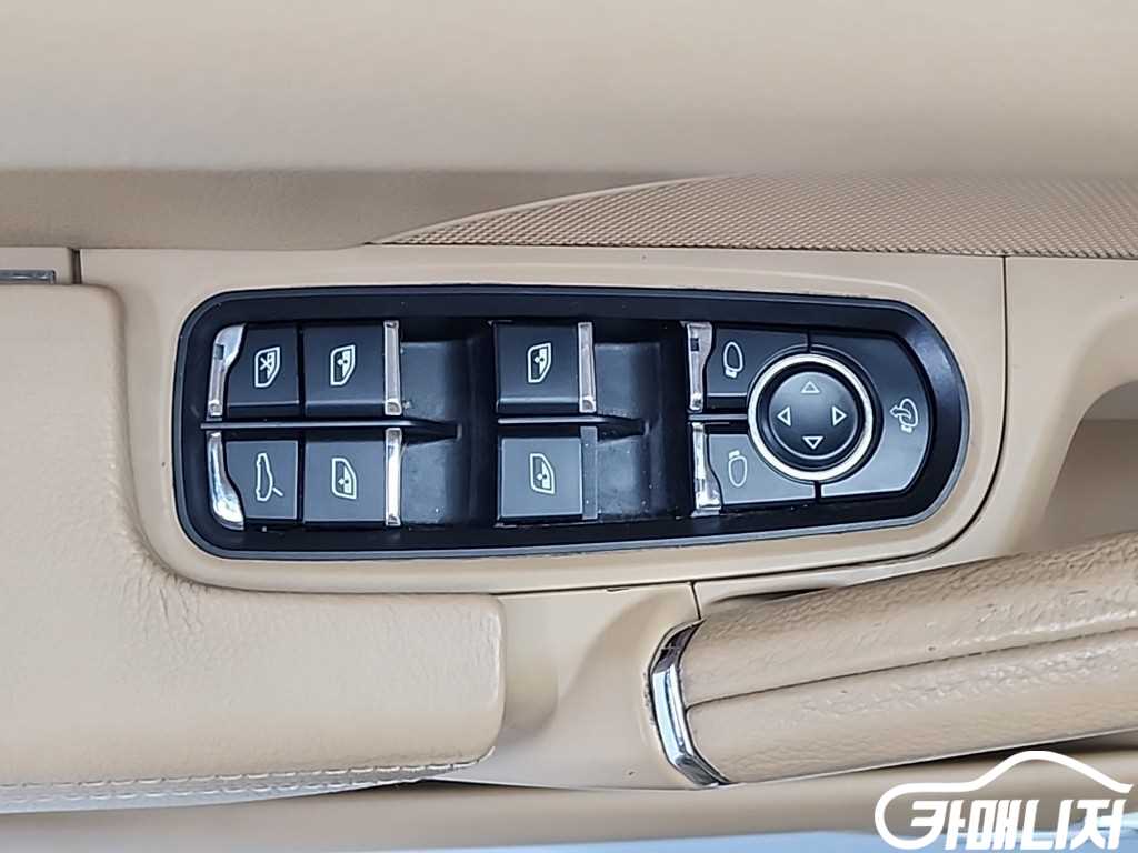 Porsche Cayenne 3.0 thumbnail 19