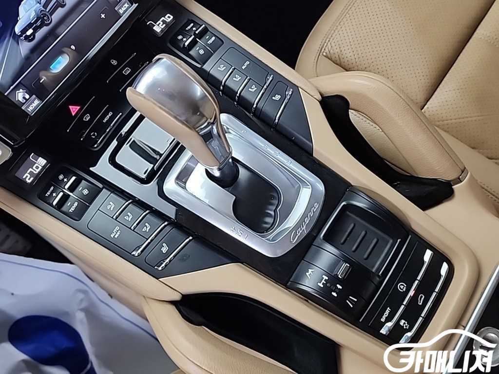 Porsche Cayenne 3.0 thumbnail 8