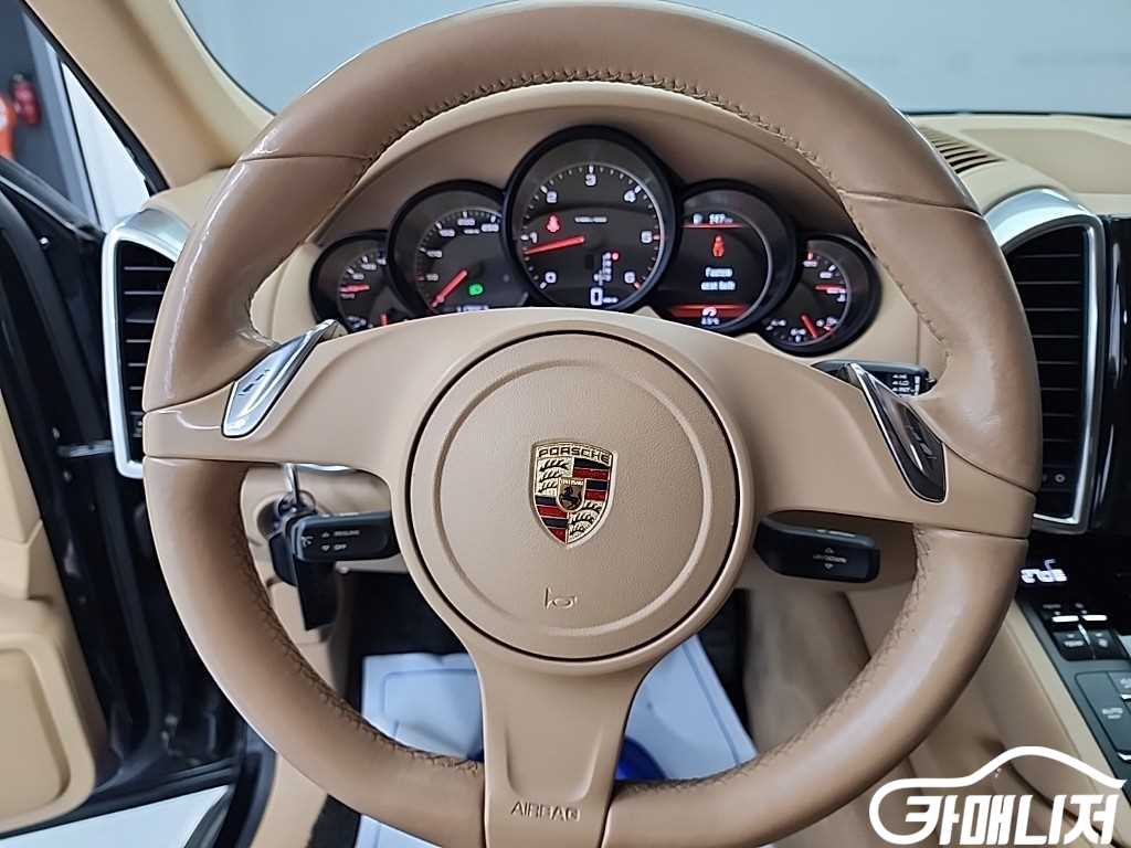 Porsche Cayenne 3.0 thumbnail 9