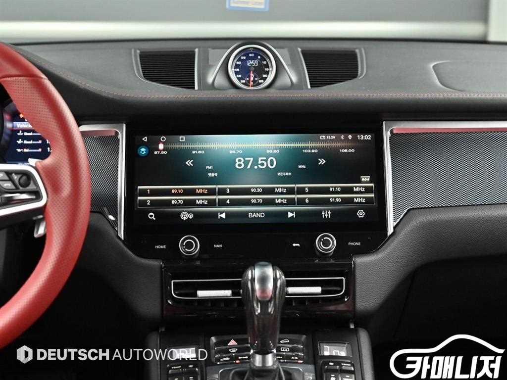 Porsche Macan Gasoline 3.0 GTS thumbnail 13