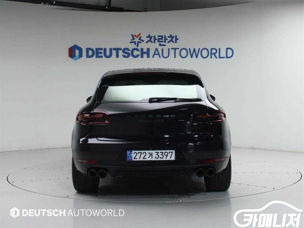 Porsche Macan Gasoline 3.0 GTS thumbnail 5