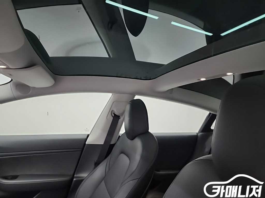 Tesla Model 3 Rong Reinji thumbnail 14