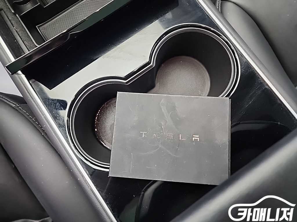 Tesla Model 3 Rong Reinji thumbnail 19