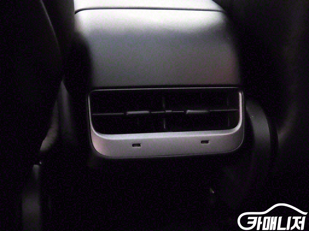 Tesla Model Y Standard Reinji thumbnail 16