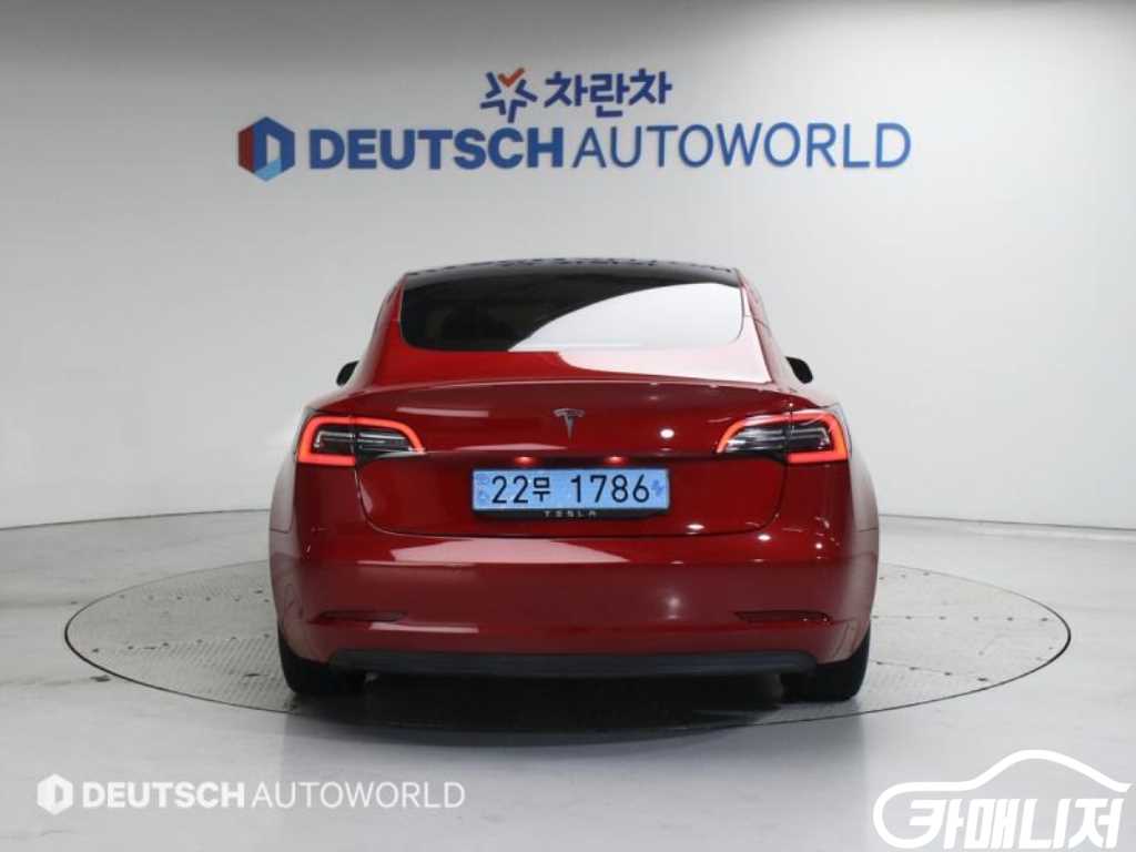 Tesla Model 3 Standard Reinji Peulreoseu thumbnail 4