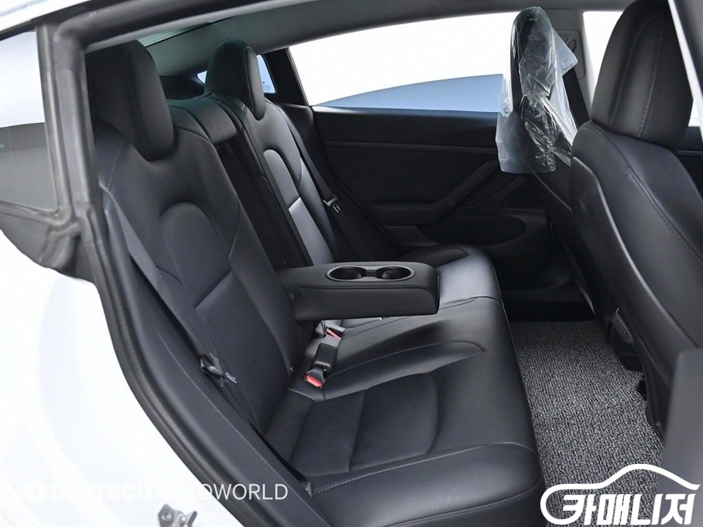Tesla Model 3 Standard Reinji Peulreoseu thumbnail 12