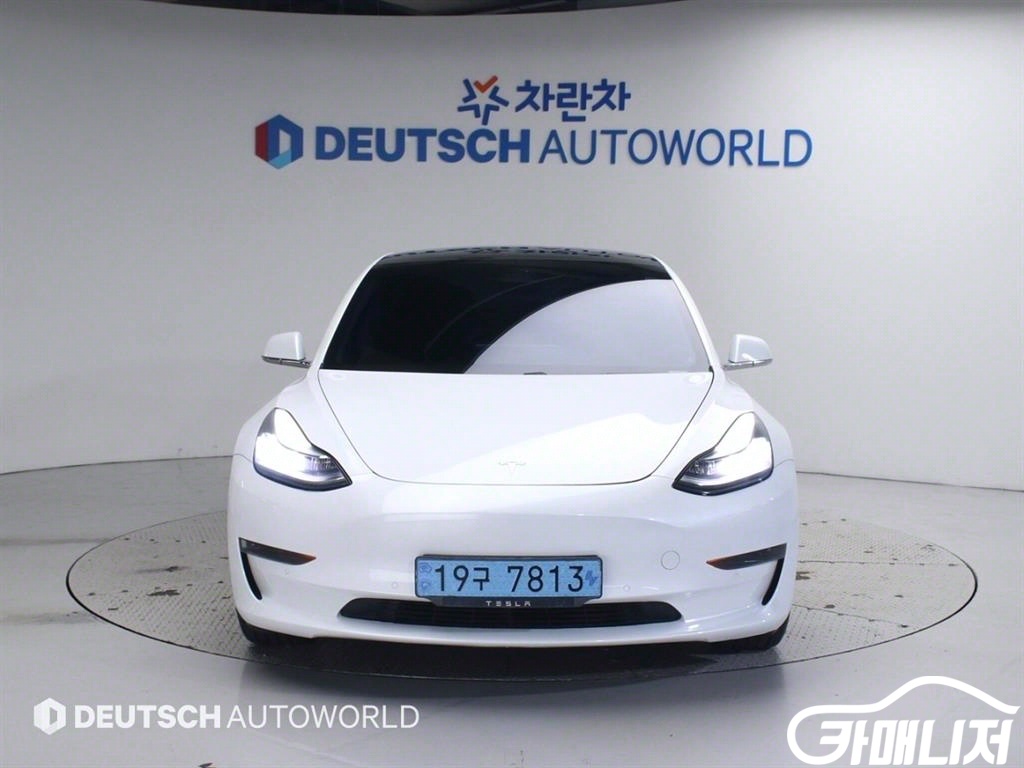 Tesla Model 3 Standard Reinji Peulreoseu thumbnail 3