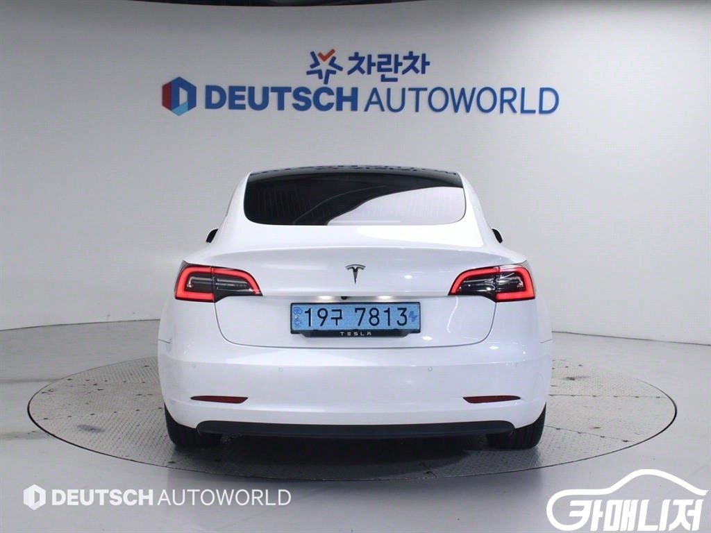 Tesla Model 3 Standard Reinji Peulreoseu thumbnail 4
