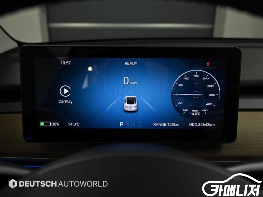 Tesla Model Y Rong Reinji thumbnail 9