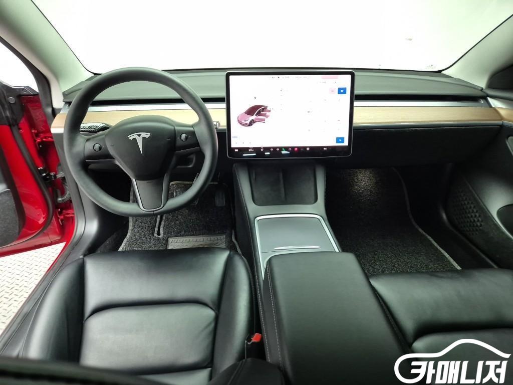 Tesla Model 3 Rong Reinji thumbnail 7