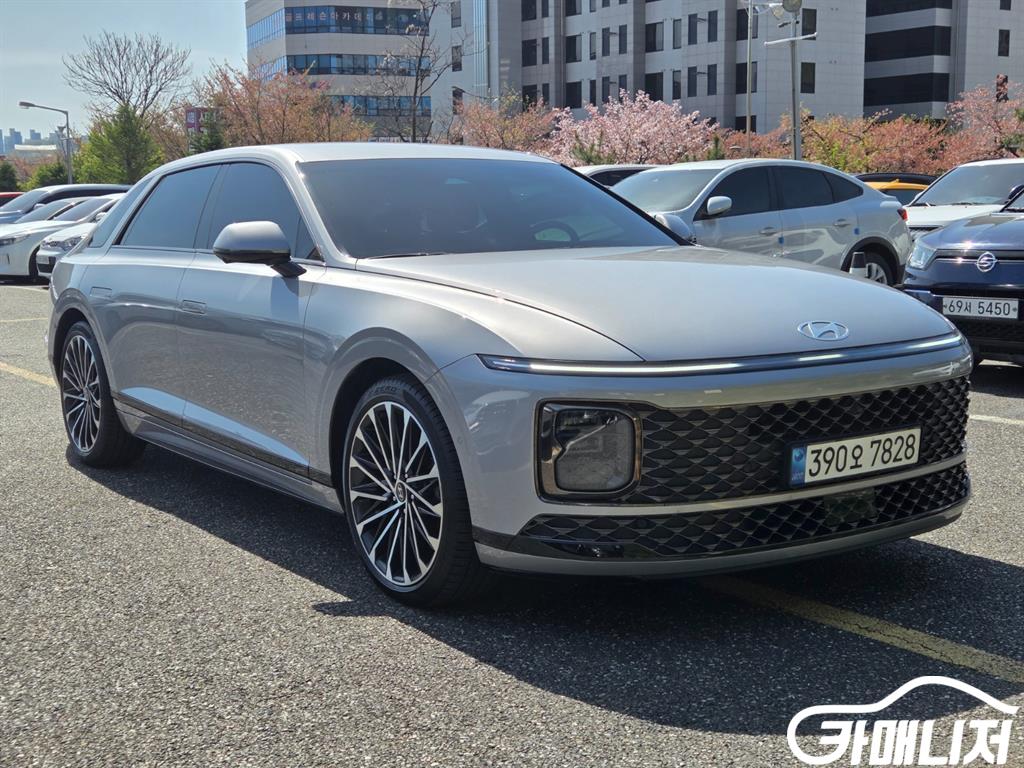 Hyundai Grandeur Grandeur Hybrid Calligraphy