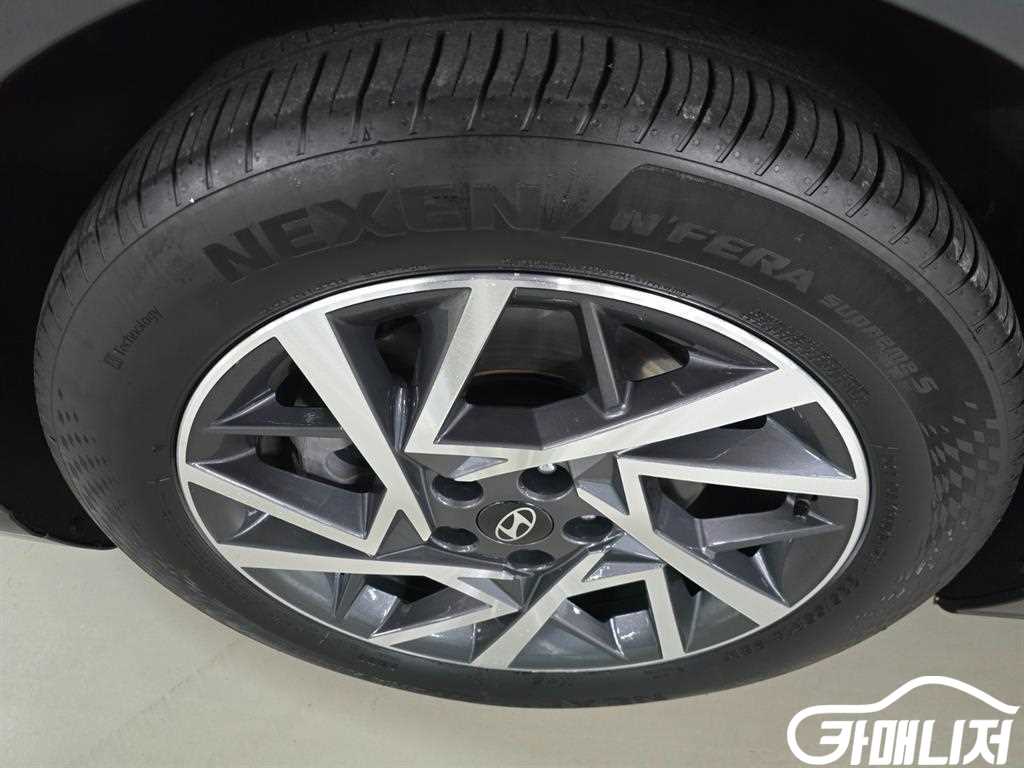 Hyundai Grandeur Gasoline 2.5 2WD thumbnail 17