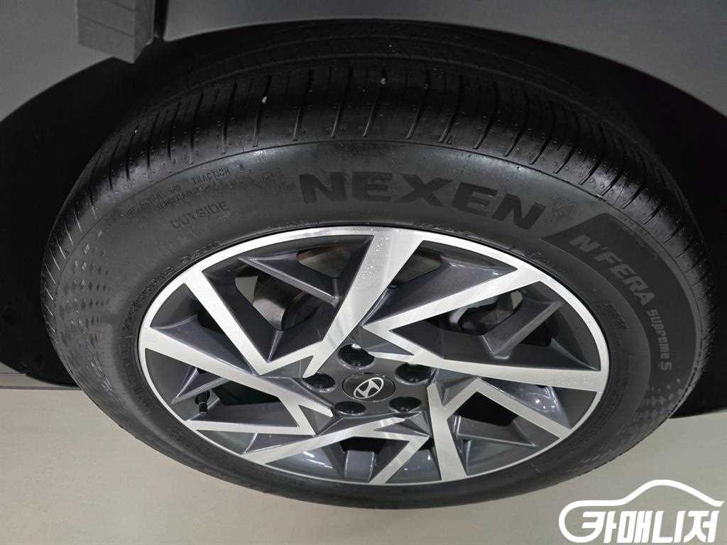 Hyundai Grandeur Gasoline 2.5 2WD thumbnail 18