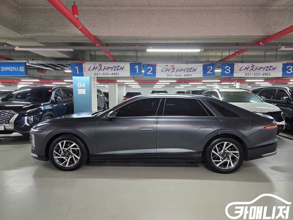 Hyundai Grandeur Gasoline 2.5 2WD thumbnail 3