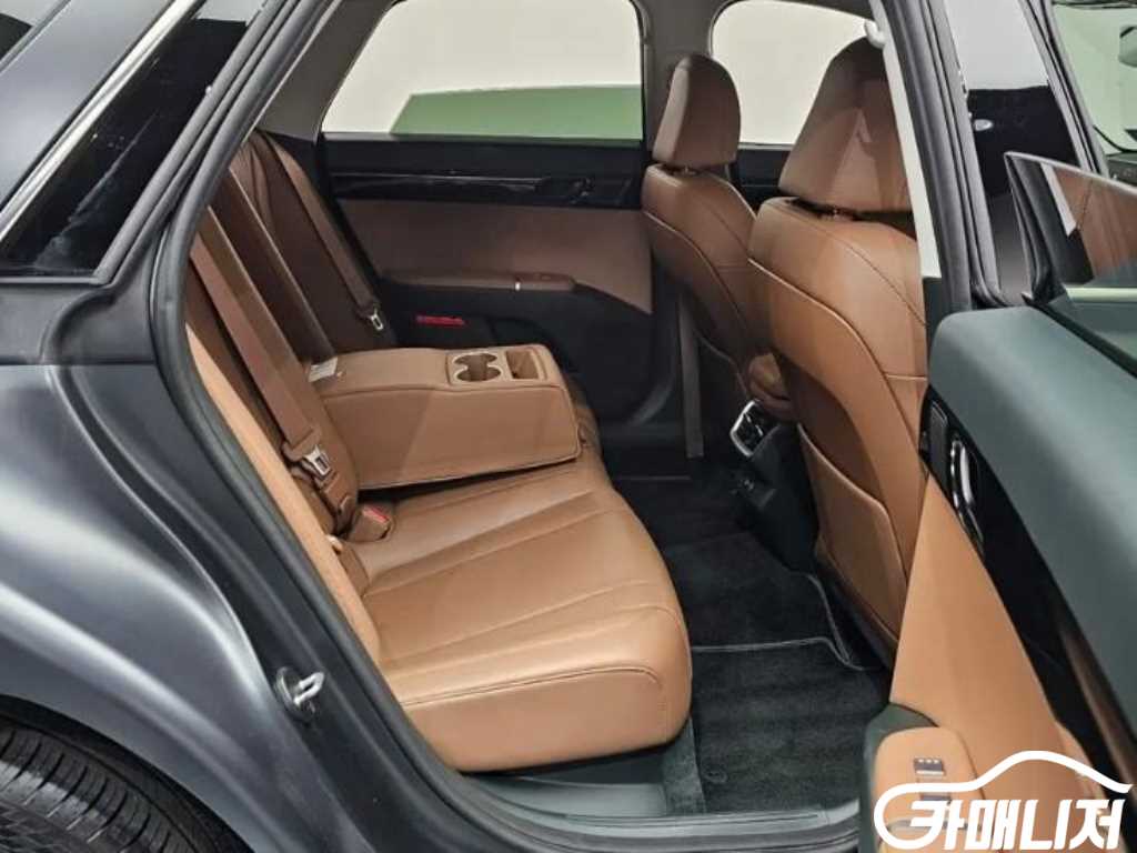 Hyundai Grandeur Gasoline 2.5 2WD thumbnail 8