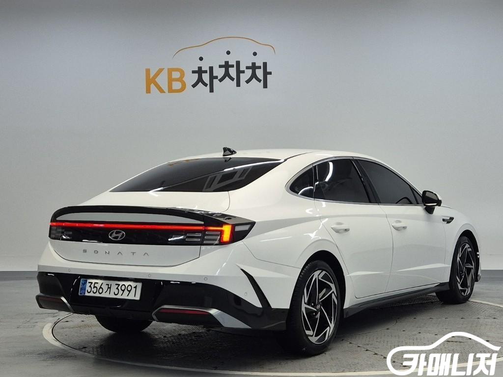 Hyundai Sonata Sonata The Edge Gasoline 1.6 Turbo thumbnail 4