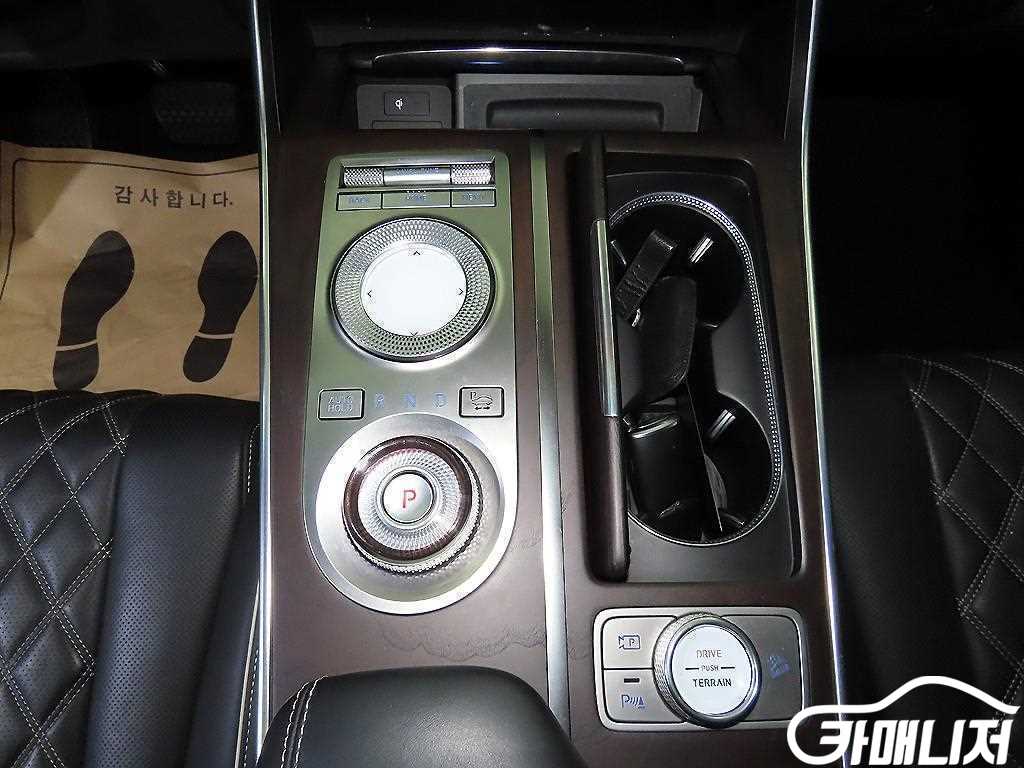 Genesis GV80 Diesel 3.0 AWD thumbnail 12