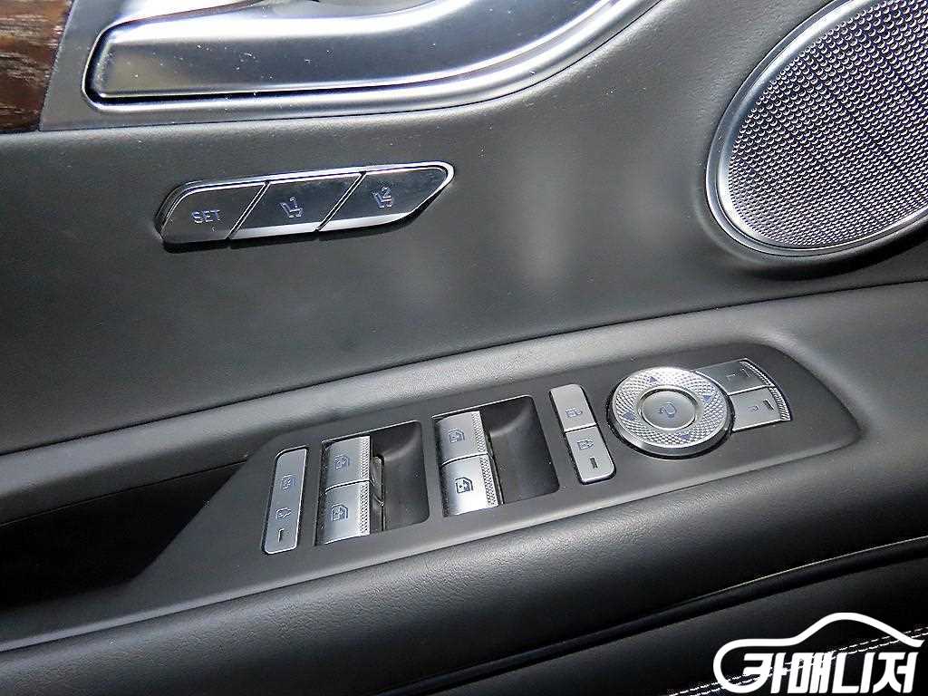 Genesis GV80 Diesel 3.0 AWD thumbnail 13