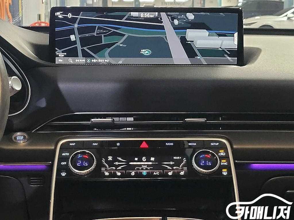 Genesis GV80 Gasoline 2.5T AWD thumbnail 11