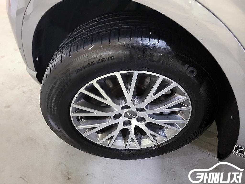 Genesis GV80 Gasoline 2.5T AWD thumbnail 20