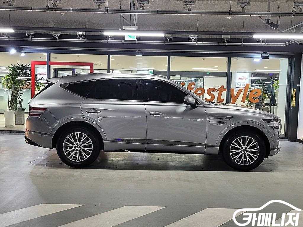 Genesis GV80 Gasoline 2.5T AWD thumbnail 3