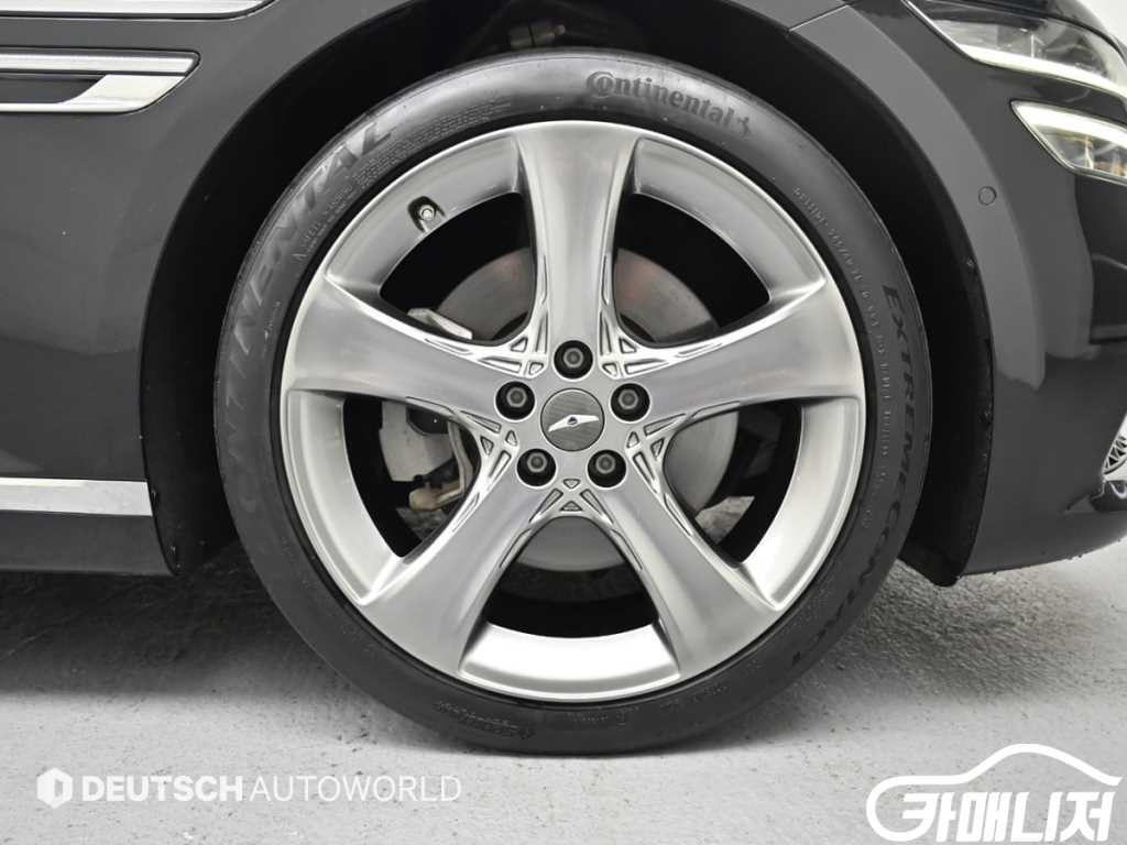 Genesis G80 2.5 Gasoline Turbo AWD thumbnail 5