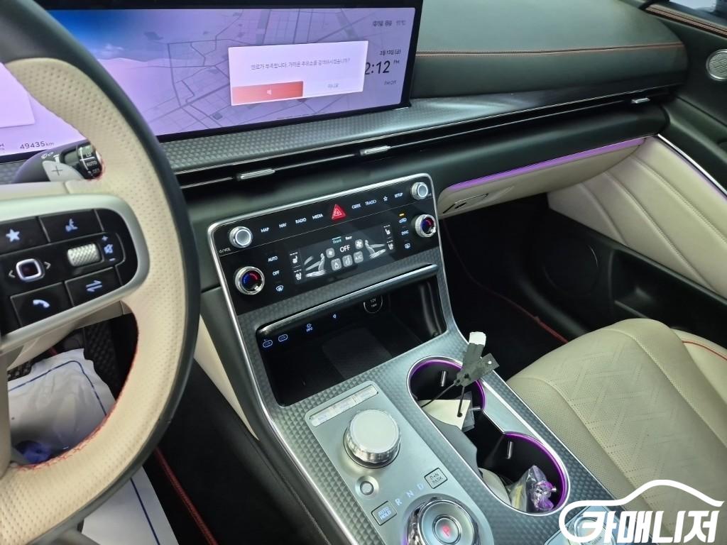 Genesis GV80 GV80 Coupe Gasoline 2.5T AWD thumbnail 10