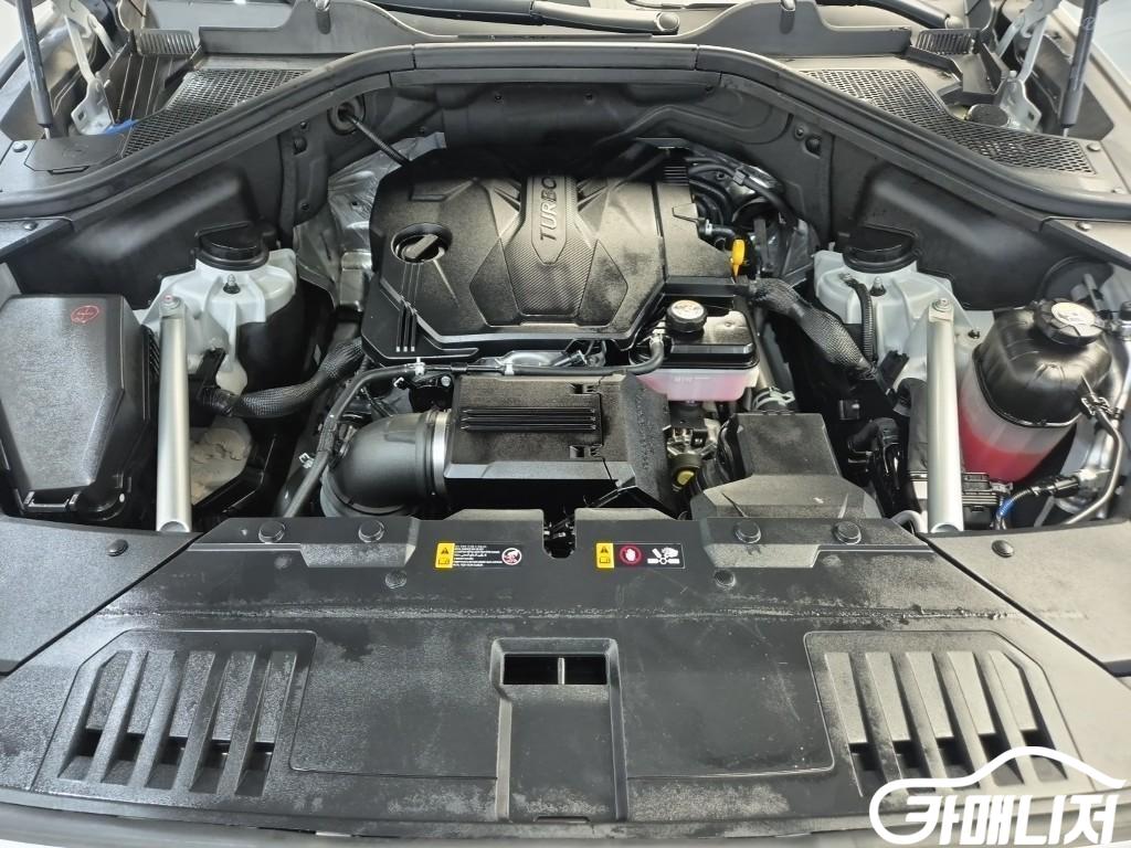 Genesis GV80 GV80 Coupe Gasoline 2.5T AWD thumbnail 5