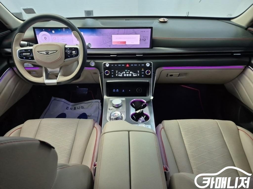 Genesis GV80 GV80 Coupe Gasoline 2.5T AWD thumbnail 7