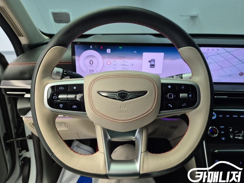 Genesis GV80 GV80 Coupe Gasoline 2.5T AWD thumbnail 9