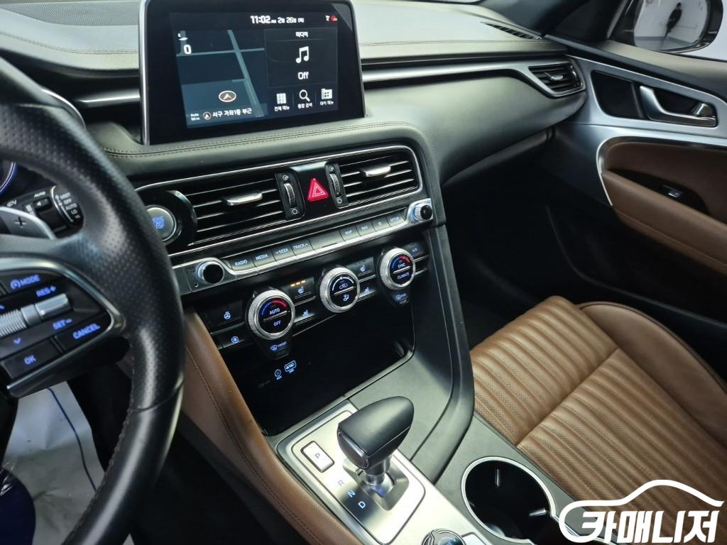 Genesis G70 2.0T thumbnail 10