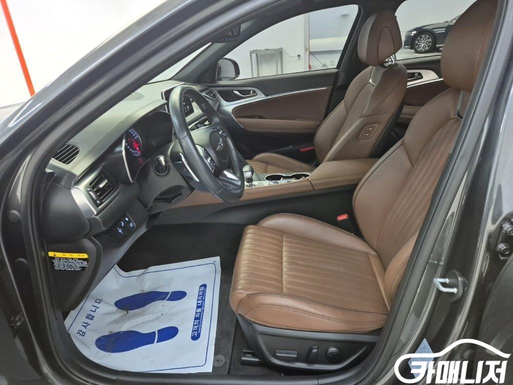 Genesis G70 2.0T thumbnail 11
