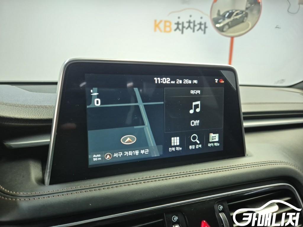 Genesis G70 2.0T thumbnail 13