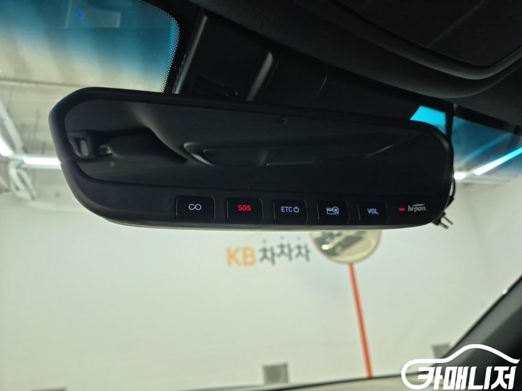 Genesis G70 2.0T thumbnail 16