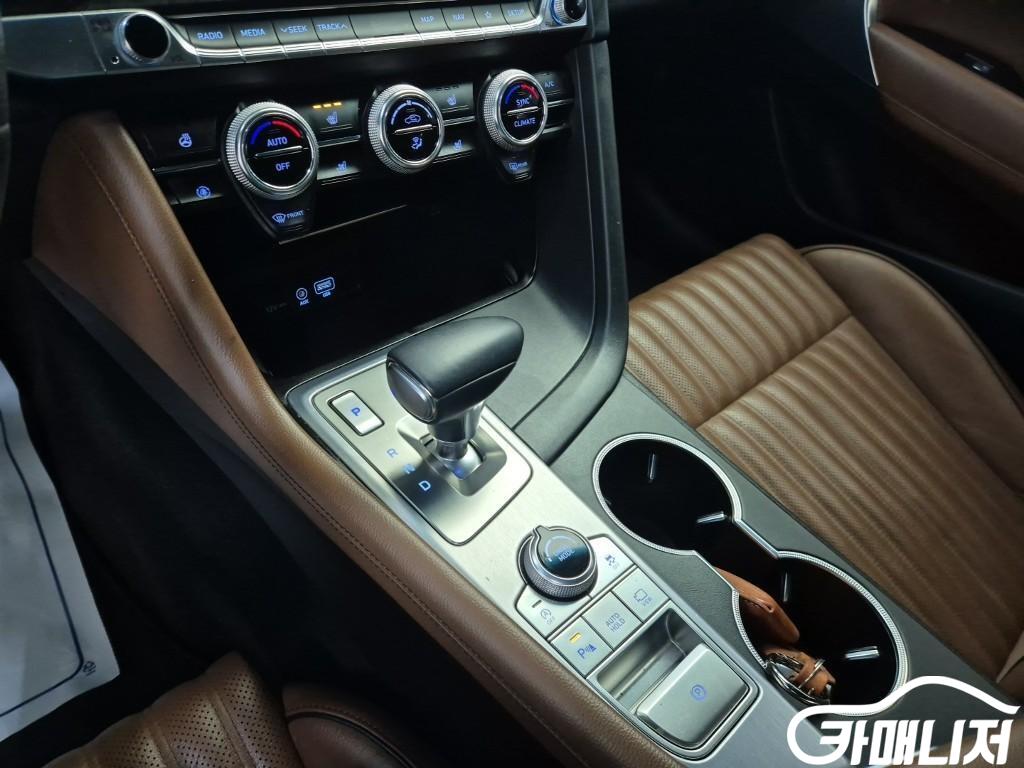 Genesis G70 2.0T thumbnail 8