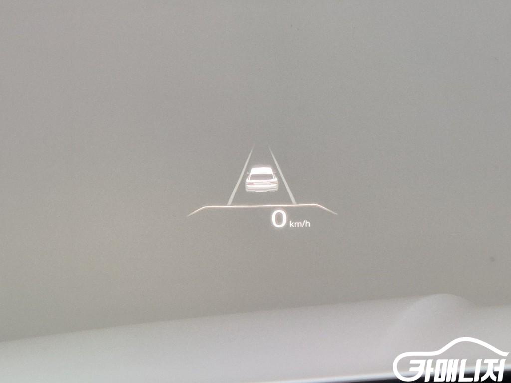 Genesis GV80 Gasoline 3.5T AWD thumbnail 5