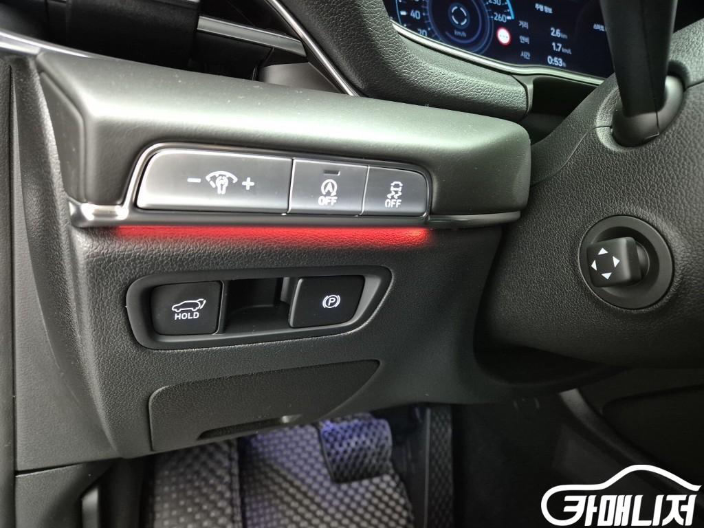 Genesis GV80 Gasoline 3.5T AWD thumbnail 17