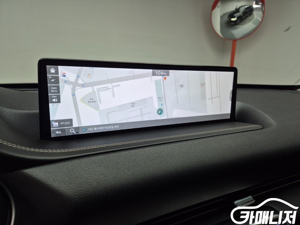 Genesis GV80 Gasoline 3.5T AWD thumbnail 18